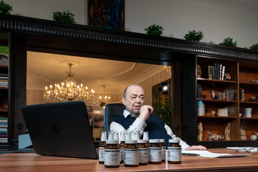 Dr Josef Jonas - Creator of informational supplements